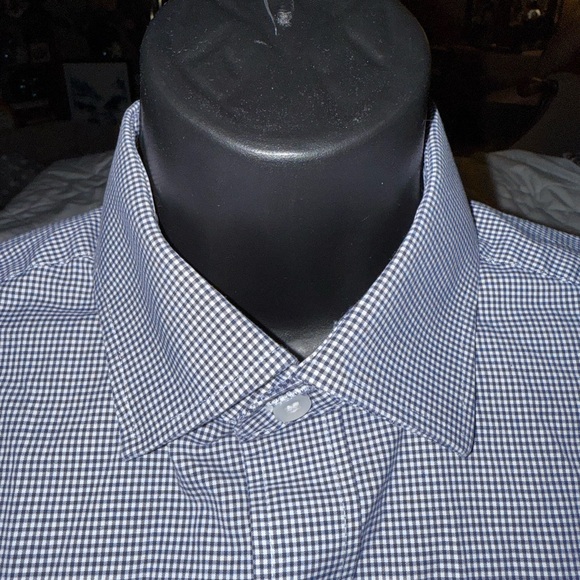 J. Crew Ludlow Premium fine cotton dress shirt - Picture 2 of 10